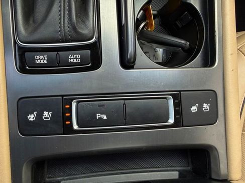 Used 2015 Hyundai Genesis 3.8 w/ Option Group 03 image 6