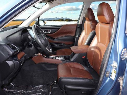 Used 2023 Subaru Forester Touring image 16