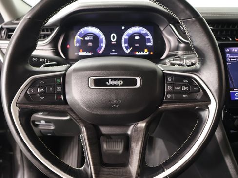 Used 2021 Jeep Grand Cherokee L Limited AWD/4WD image 3