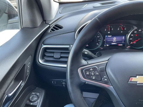 Used 2023 Chevrolet Equinox LT w/ Driver Convenience Package image 17