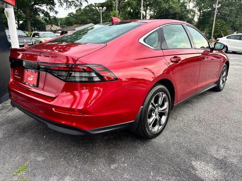 Used 2023 Honda Accord EX image 3