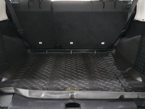 Used 2018 Jeep Wrangler Unlimited Sport S image 22