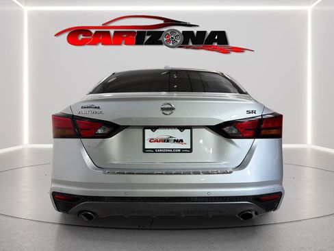 Used 2020 Nissan Altima 2.5 SR w/ Premium Package FWD image 7