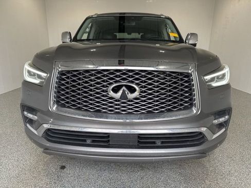 Used 2019 INFINITI QX80 Luxe image 2