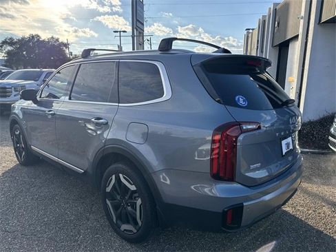 Used 2024 Kia Telluride S w/ S Sunroof Package image 9