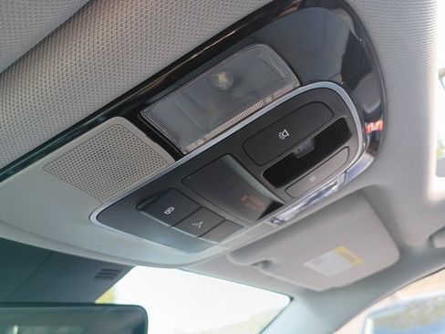 Used 2022 Hyundai Sonata Limited w/ Preferred Accessory Package image 34