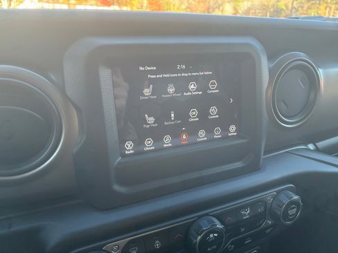 Used 2021 Jeep Wrangler Unlimited Sport S image 25