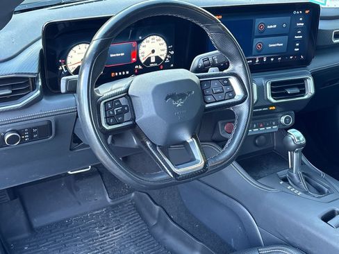 Used 2025 Ford Mustang GT Premium RWD image 6