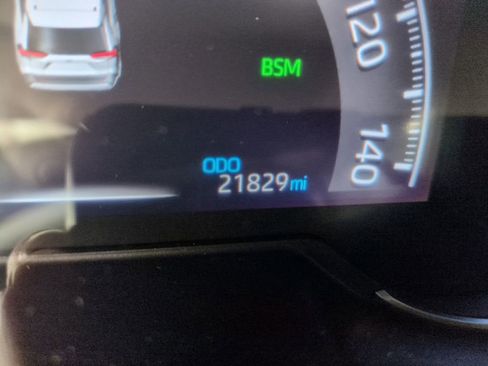 Used 2024 Toyota RAV4 XSE w/ Weather Package image 16