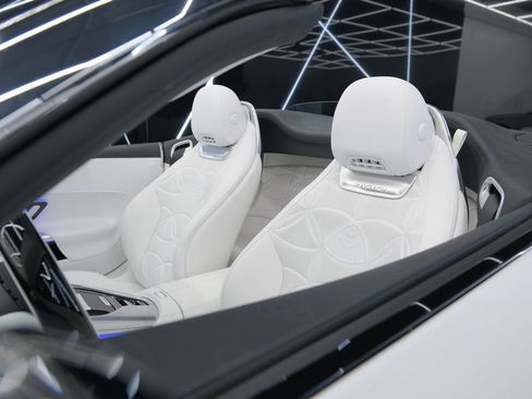 Used 2026 Mercedes-Benz Maybach SL 680 image 27