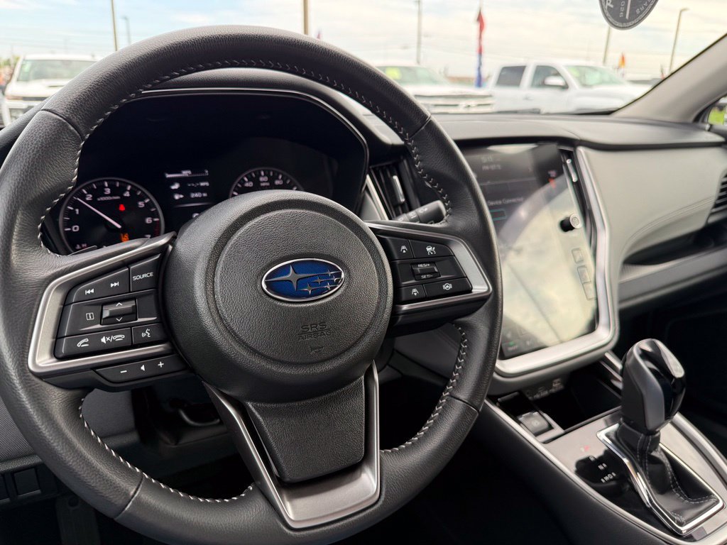 Used 2025 Subaru Outback Premium AWD/4WD image 26