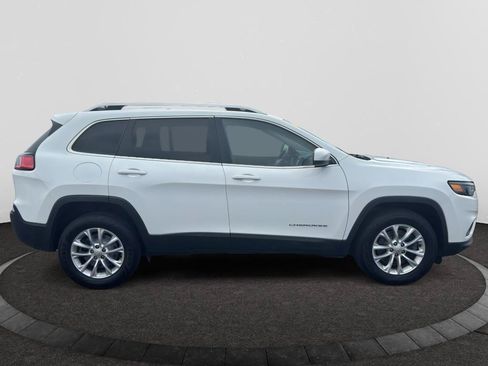 Used 2019 Jeep Cherokee Latitude w/ Popular Appearance Group AWD/4WD image 4