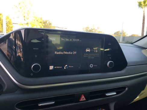 Used 2022 Hyundai Sonata SE image 19