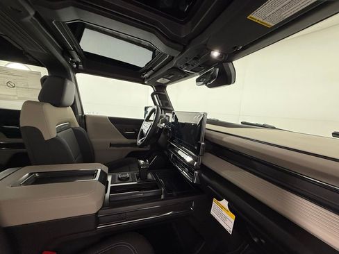 New 2026 GMC Hummer EV 4x4 Crew Cab image 47
