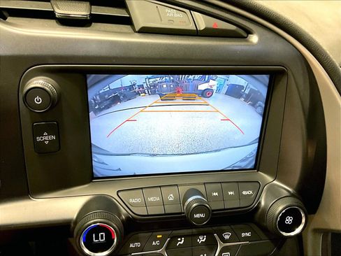 Used 2017 Chevrolet Corvette Stingray Coupe w/ 1LT RWD image 31