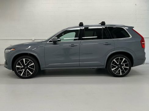 Used 2020 Volvo XC90 T6 Momentum w/ Protection Package Premier AWD/4WD image 3