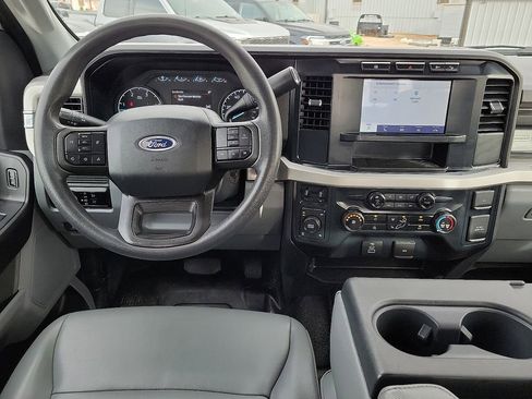 Used 2023 Ford F250 XL w/ XL Driver Assist Package AWD/4WD image 17