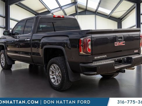 Used 2016 GMC Sierra 1500 SLE w/ All-Terrain Package AWD/4WD image 21