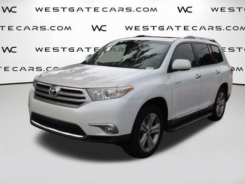 Used 2013 Toyota Highlander Limited AWD/4WD image 1