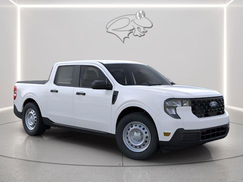 New 2025 Ford Maverick XL w/ Equipment Group 101A AWD/4WD image 7