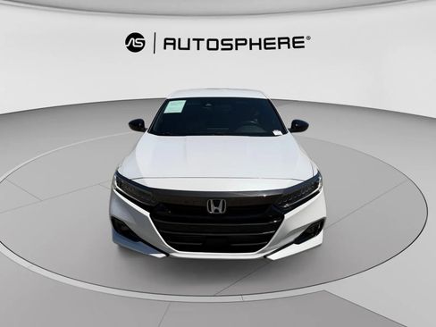 Used 2022 Honda Accord Sport image 2