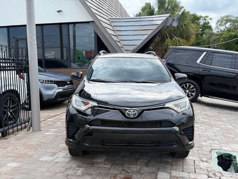 Used 2018 Toyota RAV4 LE w/ All Weather Liner Package AWD/4WD image 4