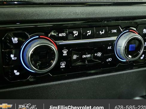 New 2026 Chevrolet Silverado 2500 ZR2 image 18