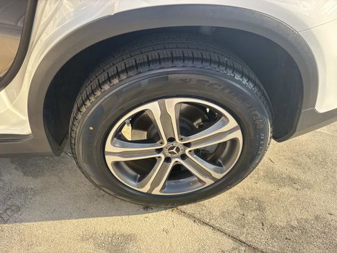 Certified 2022 Mercedes-Benz GLC 300 image 10