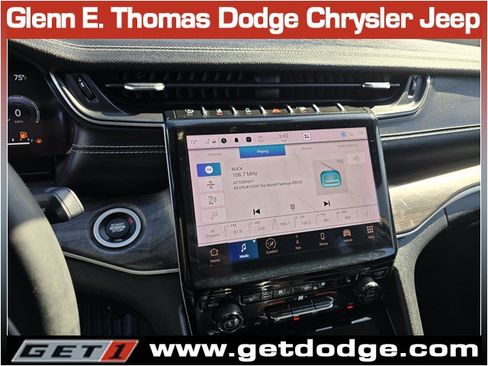 Certified 2023 Jeep Grand Cherokee Limited w/ Luxury Tech Group II AWD/4WD image 14
