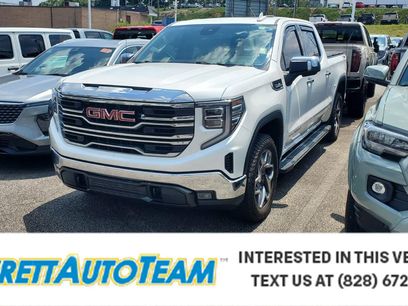 Used 2023 GMC Sierra 1500 SLT w/ SLT Premium Package