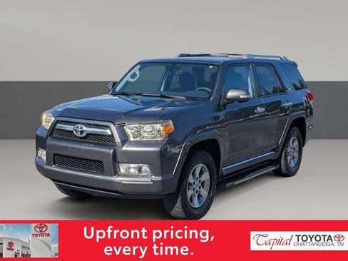 Used 2010 Toyota 4Runner SR5 AWD/4WD image 4