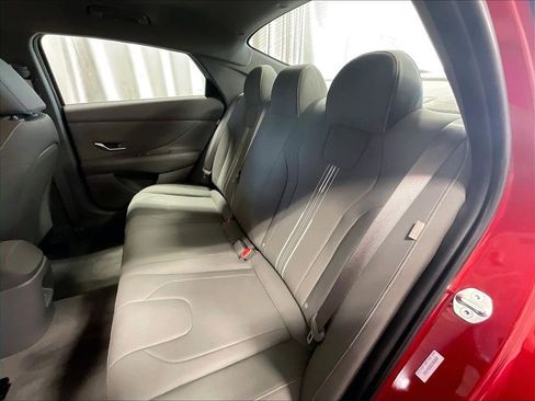 Certified 2025 Hyundai Elantra Sport FWD image 15