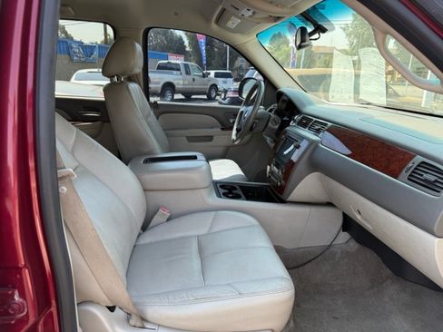 Used 2010 Chevrolet Tahoe LT w/ Luxury Package image 11
