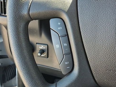 Used 2025 GMC Savana 2500 w/ Driver Convenience Package RWD image 6