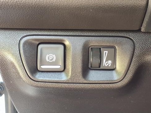 Used 2023 GMC Acadia SLE w/ Driver Convenience Package AWD/4WD image 22