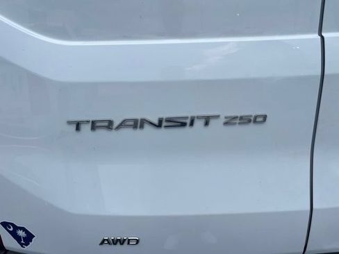 Used 2022 Ford Transit 250 148 High Roof Extended AWD image 7