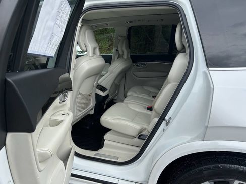 Used 2017 Volvo XC90 T6 Momentum w/ Vision Package AWD/4WD image 29