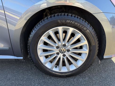 Used 2017 Volkswagen Passat 1.8T SE image 10