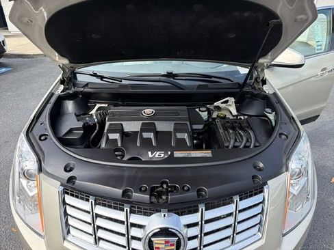 Used 2015 Cadillac SRX Performance w/ Driver Awareness Package image 26