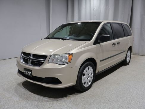 Used 2015 Dodge Grand Caravan American Value Package FWD image 5