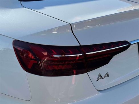 Used 2020 Audi A4 2.0T Premium image 10