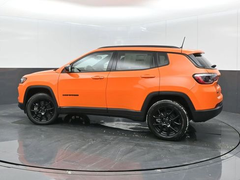 New 2026 Jeep Compass Latitude image 5