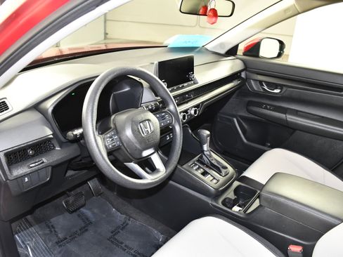 Certified 2024 Honda CR-V EX image 2