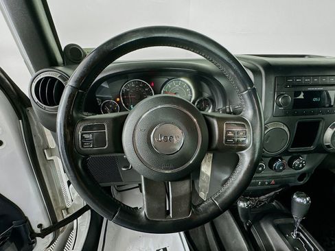 Used 2012 Jeep Wrangler Sport AWD/4WD image 10