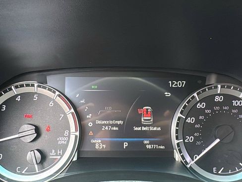 Used 2023 Toyota Highlander XSE FWD image 15