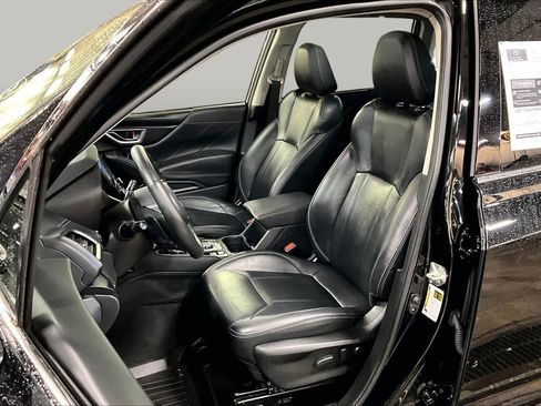 Used 2022 Subaru Forester Touring AWD/4WD image 9