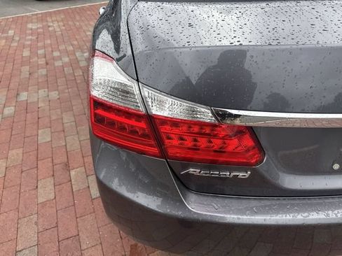 Used 2015 Honda Accord EX-L image 10