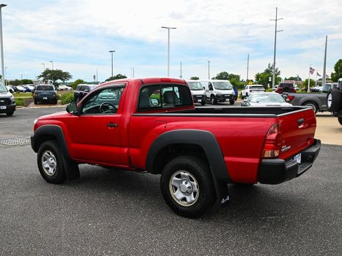 Used 2014 Toyota Tacoma 4x4 Regular Cab image 7