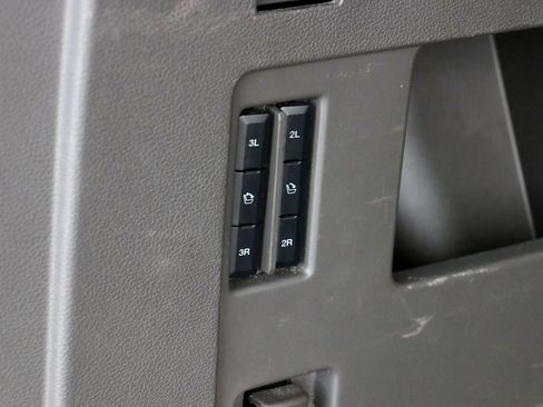 Used 2020 Ford Expedition Max Limited image 12