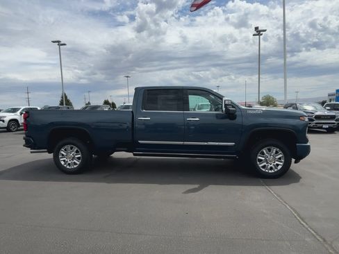 New 2025 Chevrolet Silverado 3500 High Country w/ Technology Package image 42